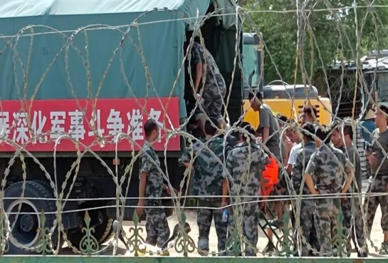 闻“汛”而动，八团基干民兵连夜驰援托喀依乡抗洪抢险