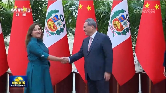 李强会见秘鲁总统