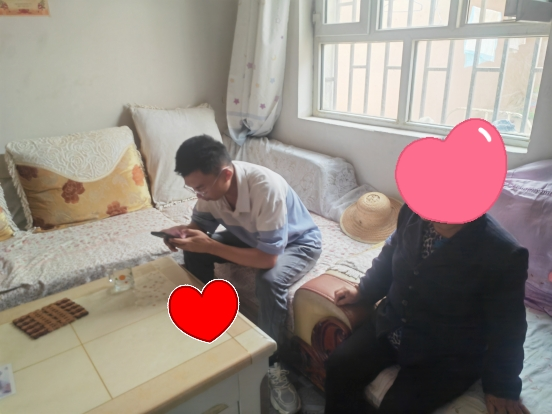 7连开展智慧助老专项行动 精准服务行动不便老人
